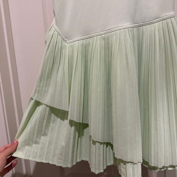 Lululemon Tiered Pleats Kohlrabi Green Tennis Dress - Picture 7 of 10